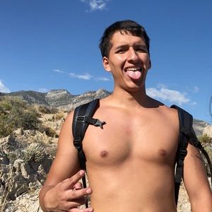 Meet your Posher, Gustavo